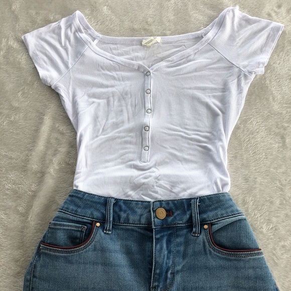 SOLD* Bozzolo Ribbed Short Sleeve Bodysuit Medium - Picture 5 of 8